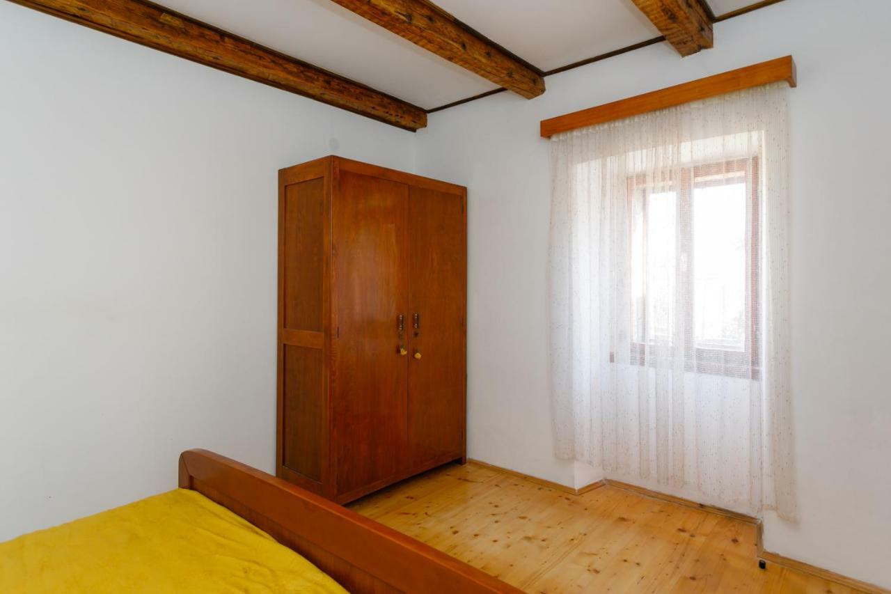 Apartment Ane Kras Екстериор снимка
